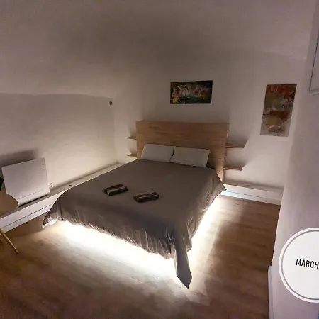 Atypique Souplex Hyper Centre Ecusson - Clim - 4p Apartamento Nimes