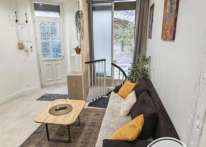 Atypique Souplex Hyper Centre Ecusson - Clim - 4p Apartamento *